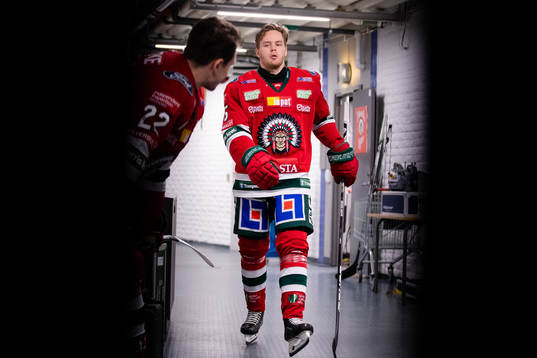 Frölundas Filip Johansson innan ishockeymatchen i SHL
