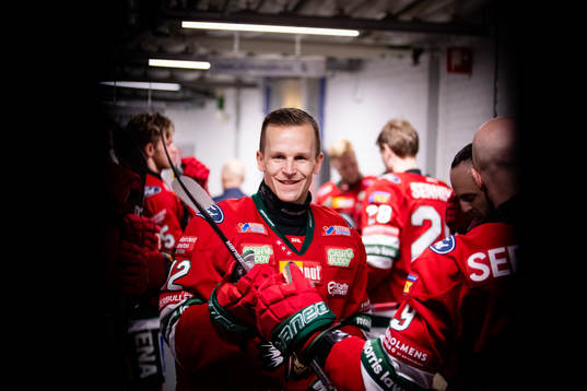 Frölundas Max Friberg innan ishockeymatchen i SHL mellan
