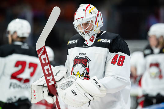 Malmö Redhawks målvakt Anton Svensson innan