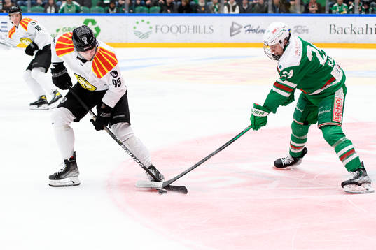 Brynäs Nick Olesen och Rögles Marco Kasper