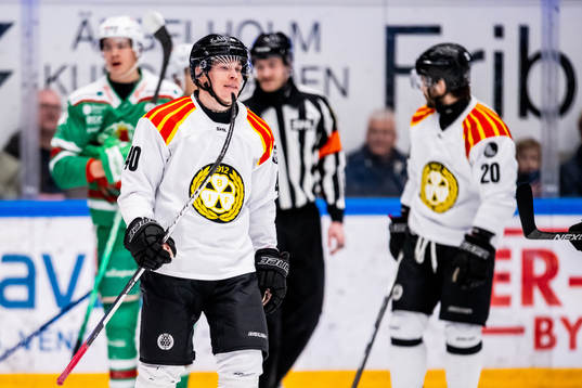 Brynäs Tomi Sallinen  deppar