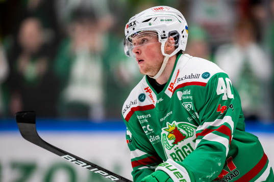 Rögles Oskar Stål Lyrenäs jublar