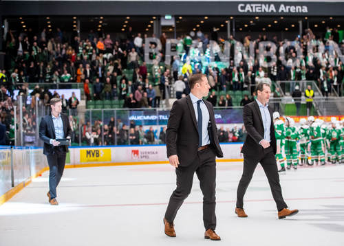 Rögles tränare Cam Abbott och assisterande tränare Jan
