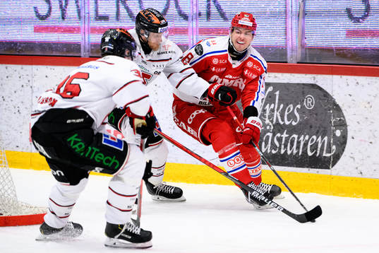 Örebros Jani Lajunen och Timrås Ziyat Paigin