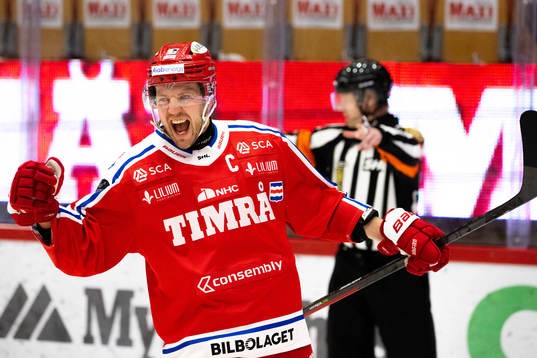 Timrås Jacob Blomqvist jublar