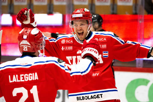 Timrås Jacob Blomqvist jublar