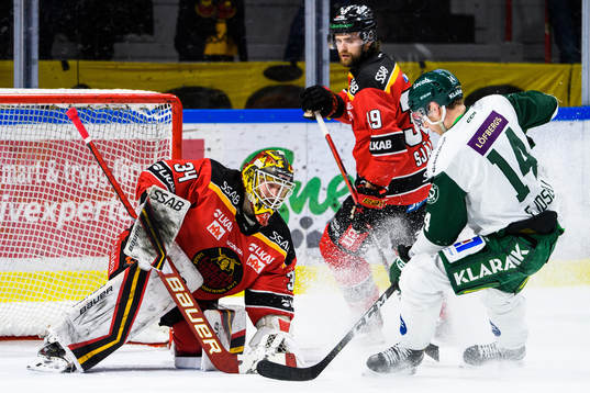 Luleås målvakt Joel Lassinantti och Färjestads Victor