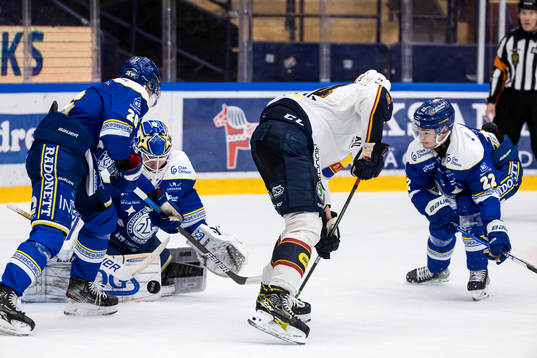 Leksands målvakt Kasimir Kaskisuo och Leksands Tobias