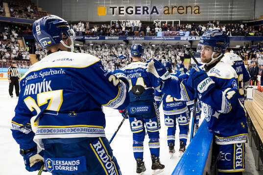 Leksands spelarna jublar
