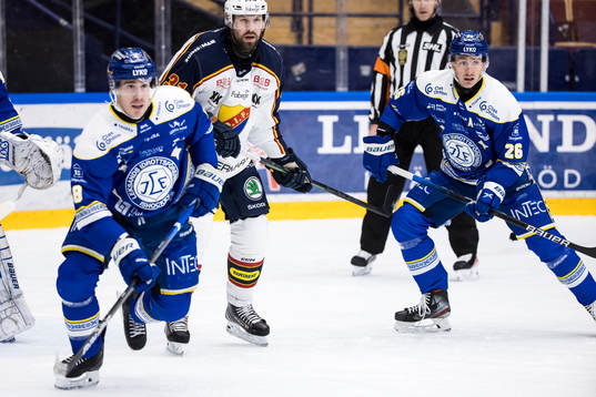 Leksands Matt Caito och Djurgårdens Dick Axelsson och
