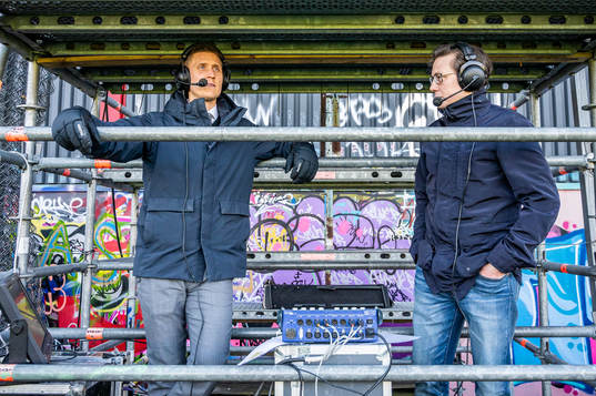 Discoverys kommentatorer Pär Hansson och Niklas Jarelind