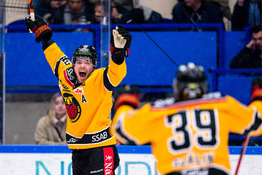 Luleås Oscar Engsund jublar