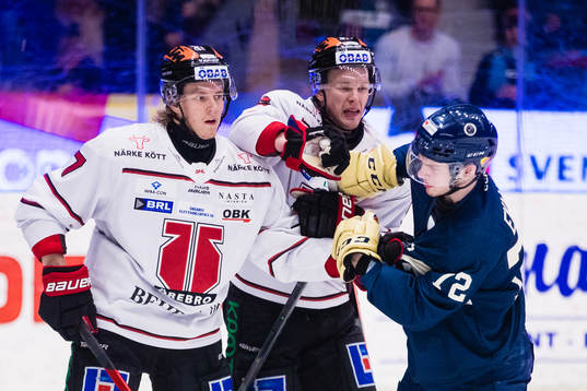 Djurgårdens William Eklund i ett gruff