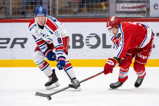 Oskarshamns Fredrik Olofsson och Timrås Viktor Lodin