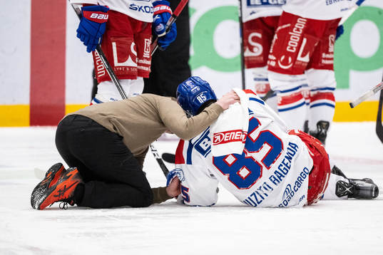 Oskarshamns Daniel Muzito-Bagenda får vård