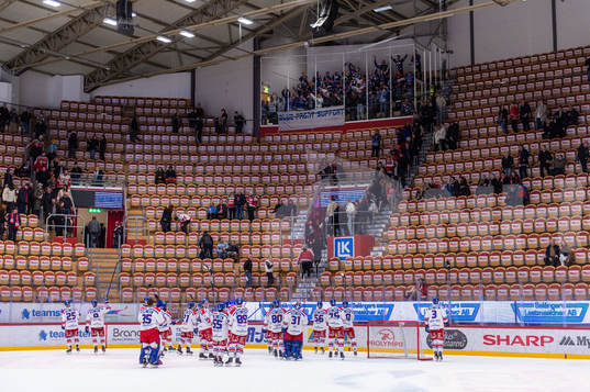 Oskarshamns spelare jublar