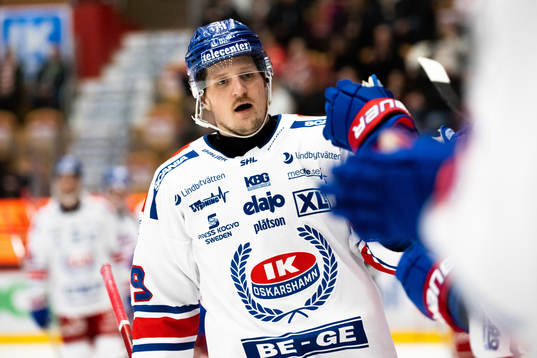 Oskarshamns Patrik Karlkvist jublar