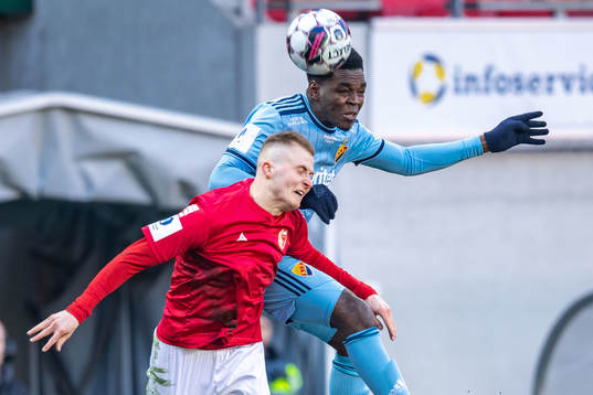 Kalmars Davíd Kristján Ólafsson och Djurgårdens Joel