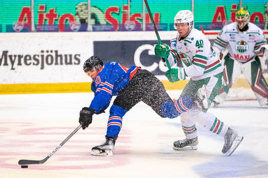 Brynäs Tomi Sallinen och Rögles Oskar Stål Lyrenäs