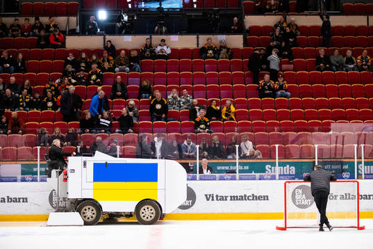 Ismaskin med Ukrainas flagga