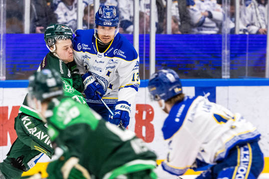 Färjestads Adam Ginning och Leksands Jon Knuts