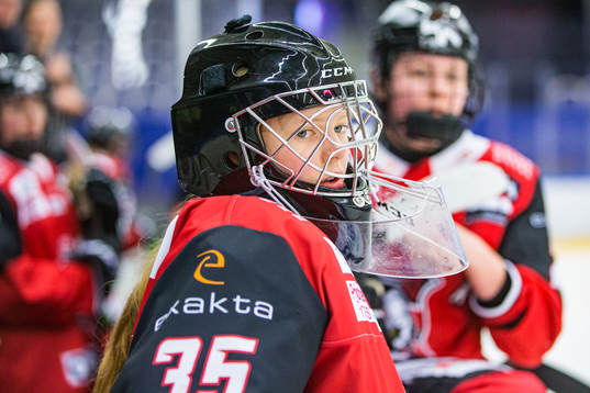 Malmö Redhawks målvakt Hanna Svehög