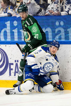 Färjestads Adam Ginning och Leksands Linus Andersson