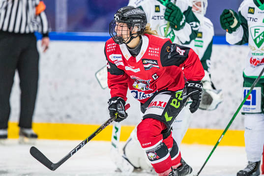 Malmö Redhawks Natalie Perry jublar