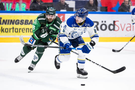 Färjestads Linus Johansson och Leksands Matt Caito