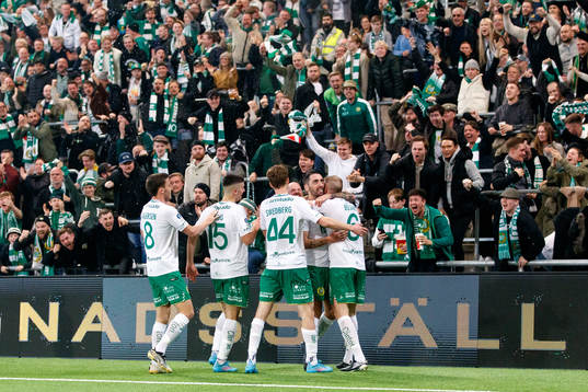 Hammarbys Darijan Bojanic jublar