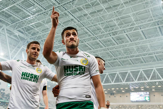 Hammarbys Astrit Selmani jublar