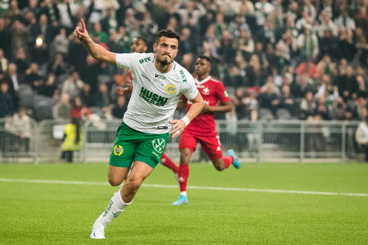 Hammarbys Astrit Selmani jublar
