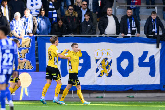 Elfsborgs Jacob Ondrejka jublar