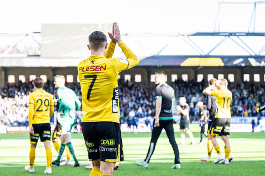 Elfsborgs Jacob Ondrejka jublar
