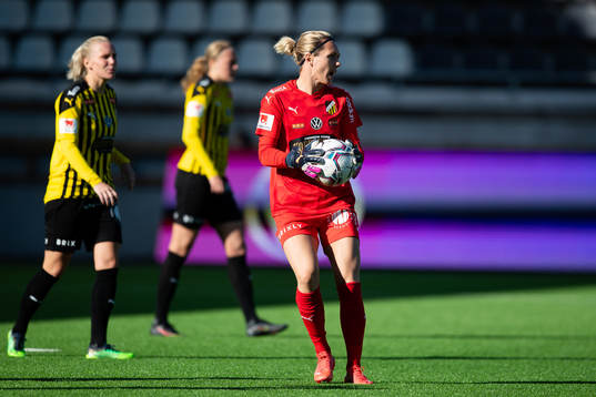 Häckens målvakt Jennifer Falk