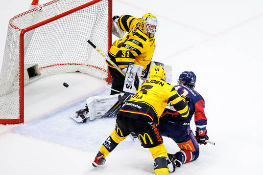 Linköpings Broc Little gör 1-0