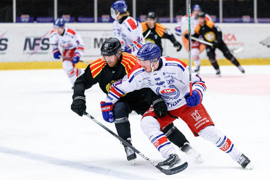 Brynäs Anton Mylläri och Oskarshamns Joakim Thelin