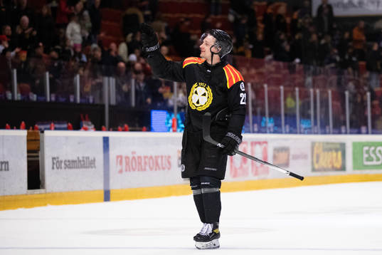 Brynäs Adam Pettersson jublar