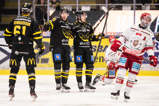 Västerås Lukas Zetterberg jublar