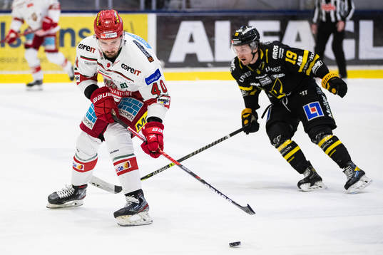 Modos David Bernhardt och Västerås Niklas Rigelius
