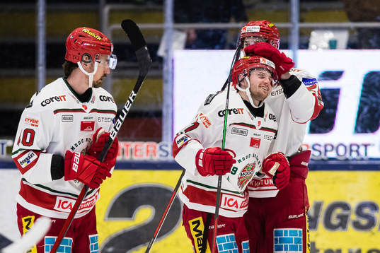 Modos Pontus Näsén jublar