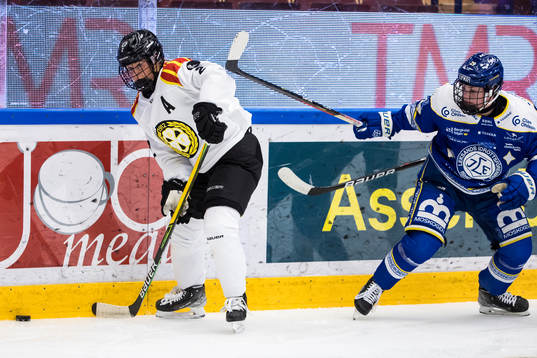 Brynäs Maja Nylén Persson   och Leksands Paige Lindsey