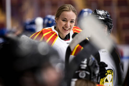 Brynäs målvakt Evelina Mäkinen