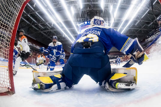 Brynäs Josefin Bouveng och Leksands Payge Pena och