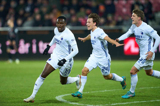 [DK=20220313: Khouma Babacar (11), FC København jubler