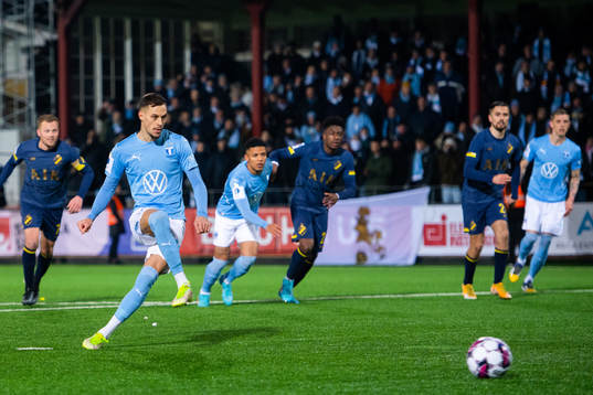 Malmö FFs Veljko Birmancevic gör 3-2