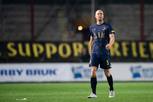 s Per Karlsson deppar