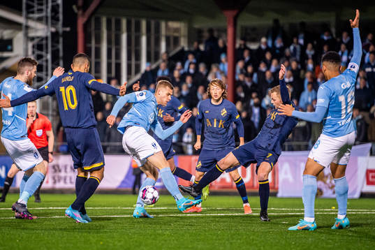 En situation där det blåses straffspark till Malmö