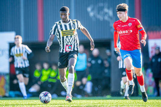Landskronas Ousmane Diawara och Helsingborgs Daniel Bergman