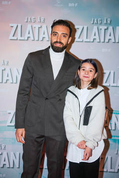 Abdul Khalili ankommer till galapremiär av filmen Jag är